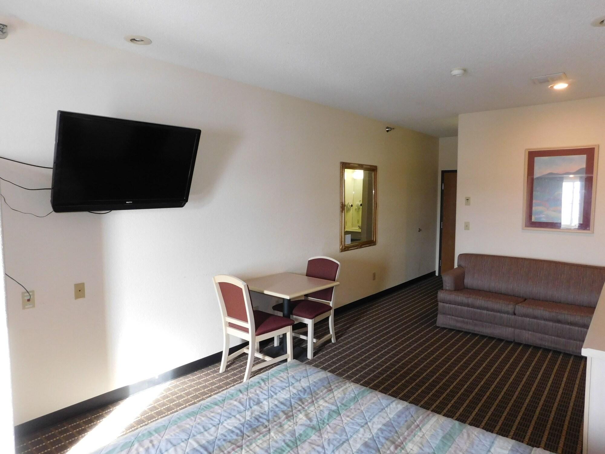 Travelodge By Wyndham Chadron Bagian luar foto